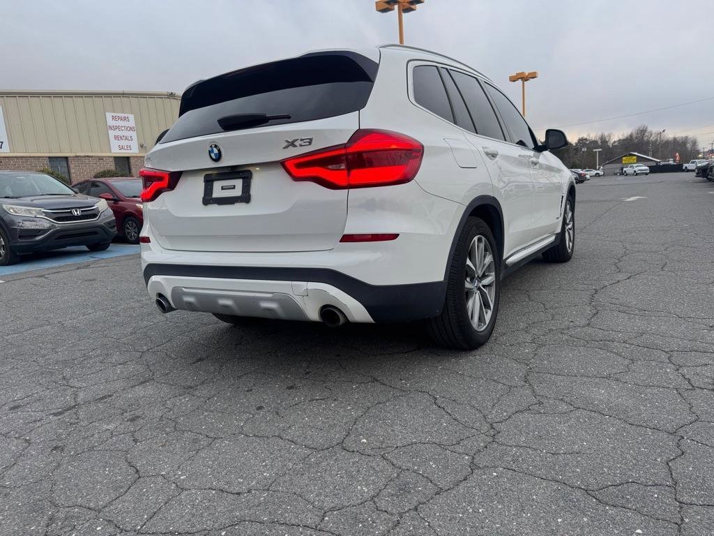 Used 2018 BMW X3 xDrive30i image 7