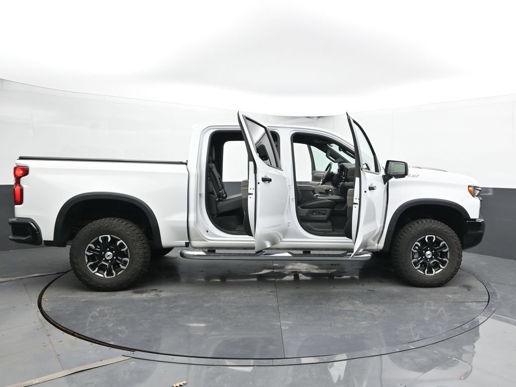 Used 2024 Chevrolet Silverado 1500 ZR2 w/ Technology Package AWD/4WD image 42