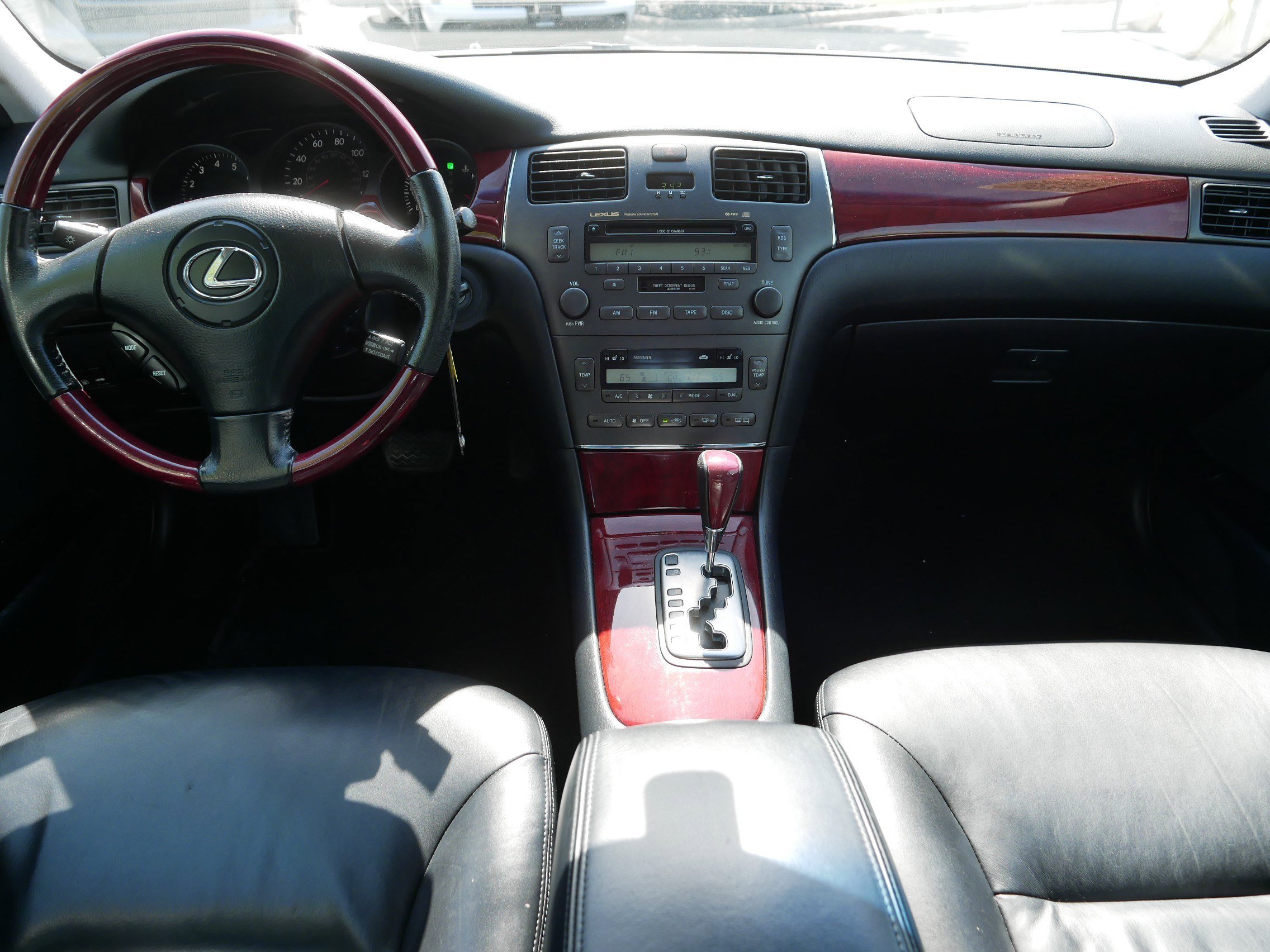 Used 2002 Lexus ES 330 FWD image 10