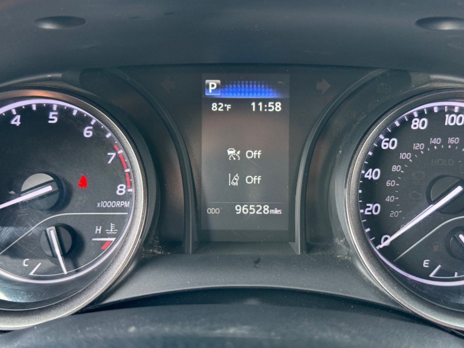 Used 2022 Toyota Camry SE w/ Convenience Package FWD image 21