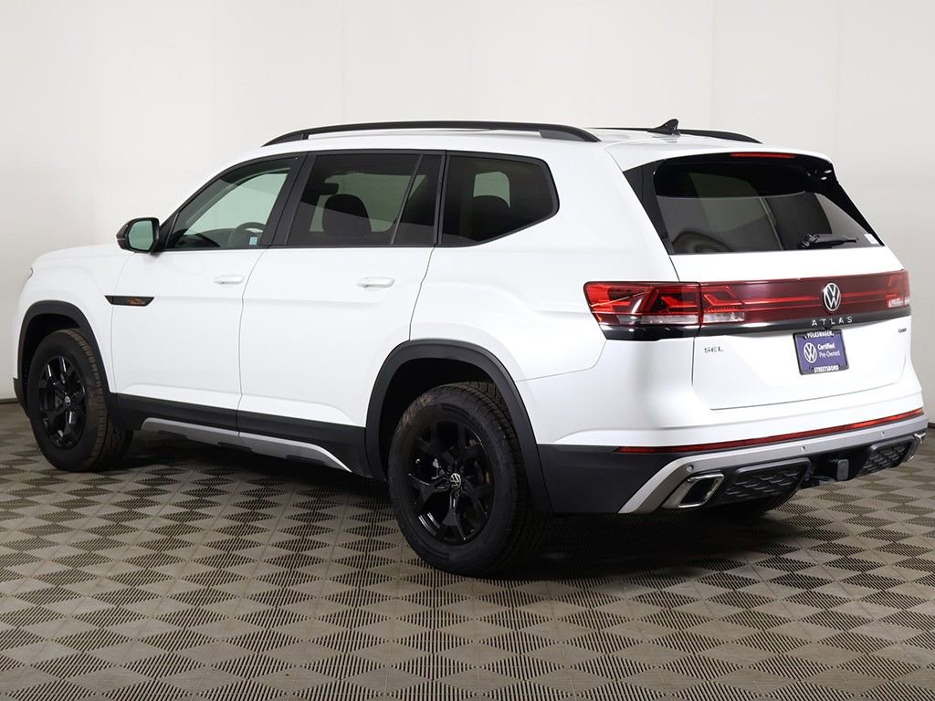Certified 2024 Volkswagen Atlas Peak Edition SEL AWD/4WD image 13
