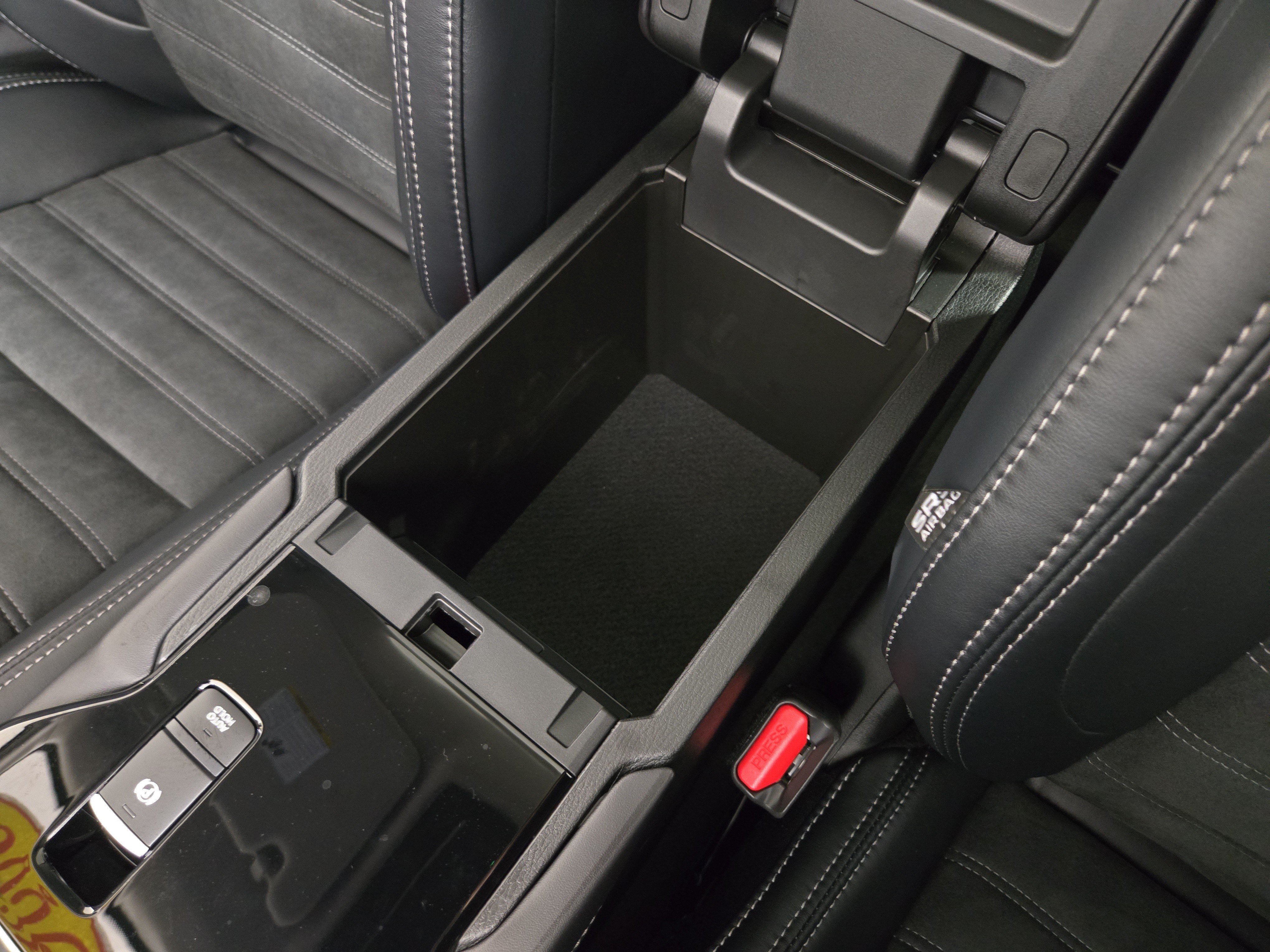 New 2026 Mitsubishi Outlander SE AWD/4WD image 30