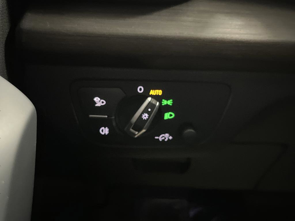 Used 2023 Audi Q5 2.0T Premium w/ Convenience Package image 24