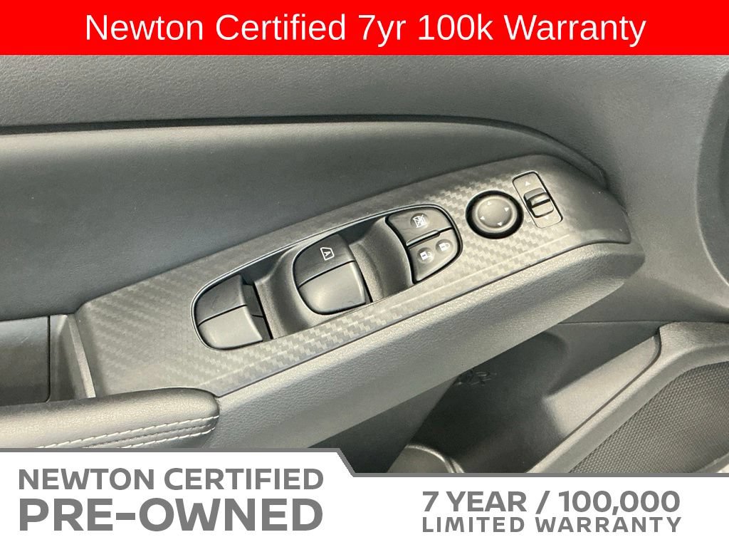 Used 2025 Nissan Altima 2.5 SV FWD image 32