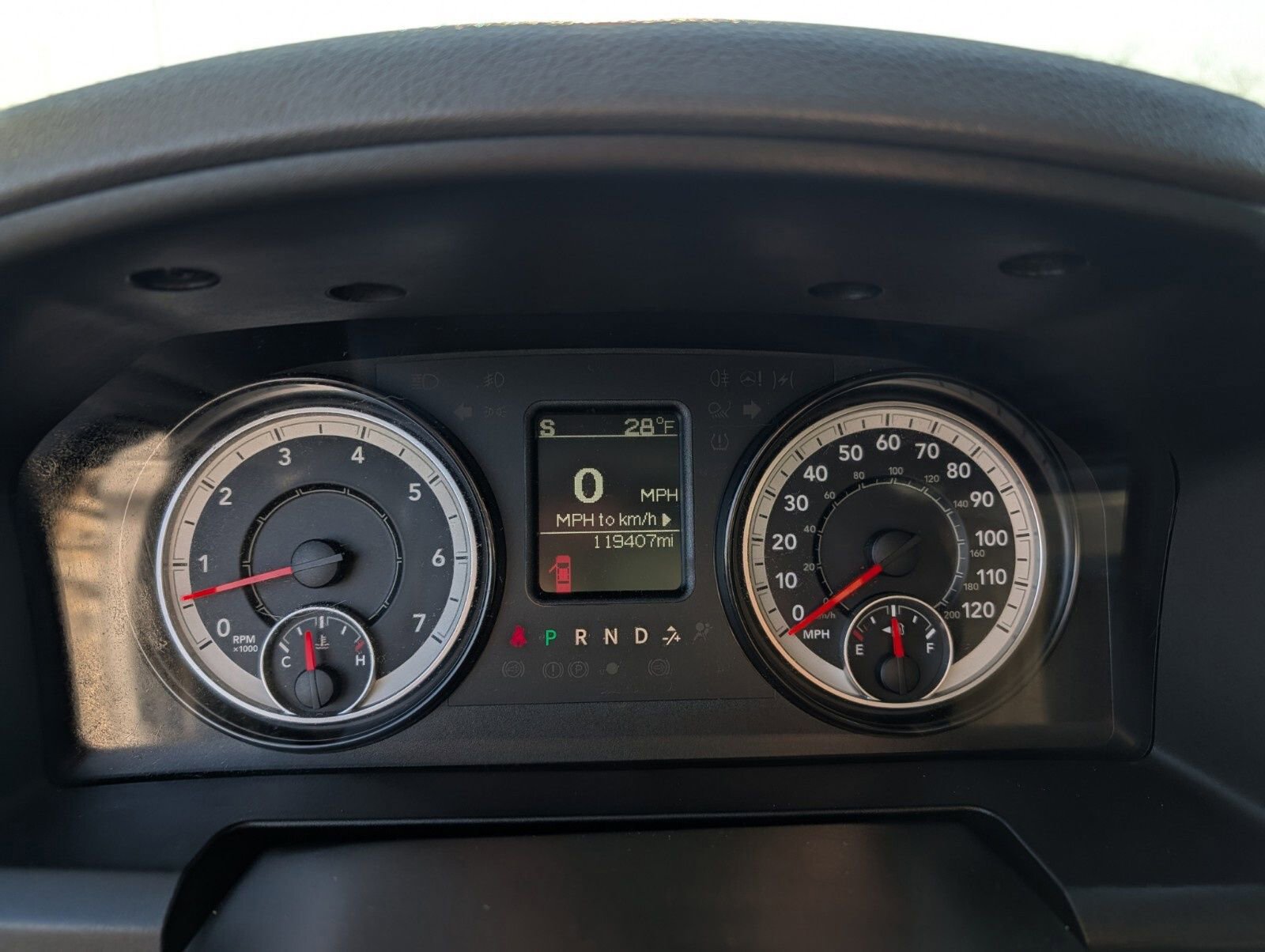 Used 2016 RAM 1500 Classic SLT image 23