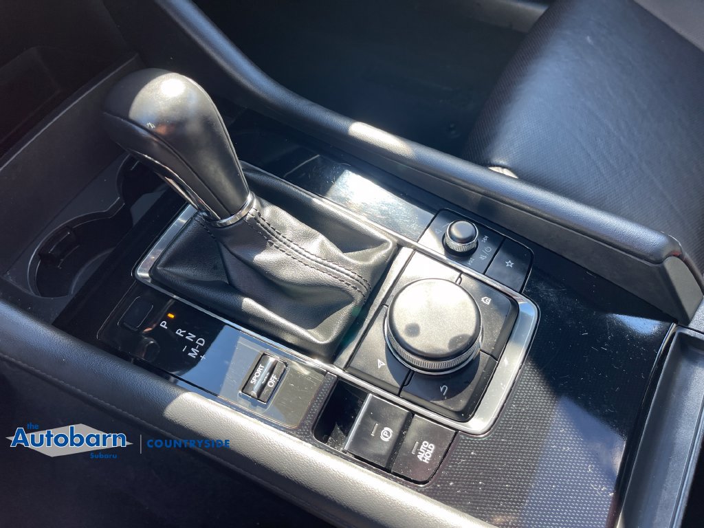Used 2019 MAZDA MAZDA3 Hatchback w/ Premium Package FWD image 19