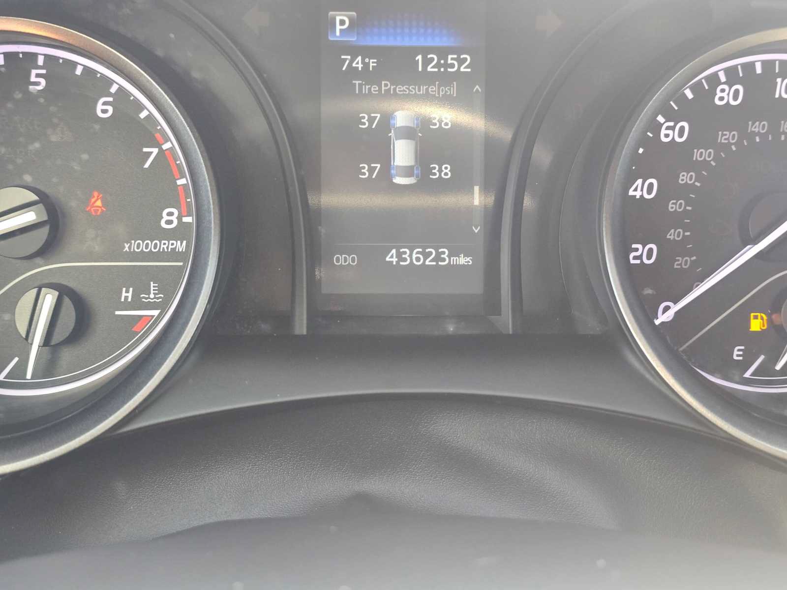 Used 2023 Toyota Camry SE FWD image 25