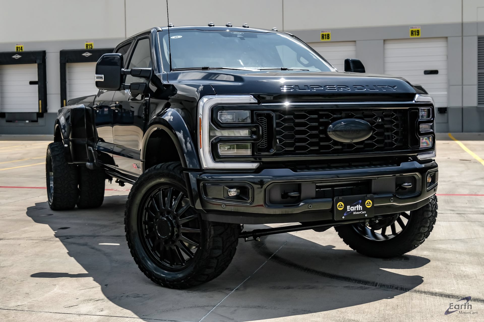 Used 2026 Ford F450 Platinum w/ Platinum Plus Package AWD/4WD image 21