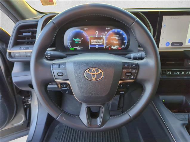 Certified 2023 Toyota Crown XLE image 14