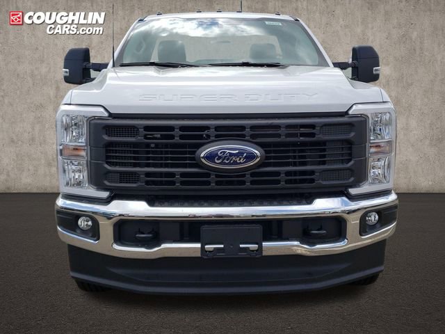 New 2026 Ford F250 XL w/ XL Chrome Package AWD/4WD image 2