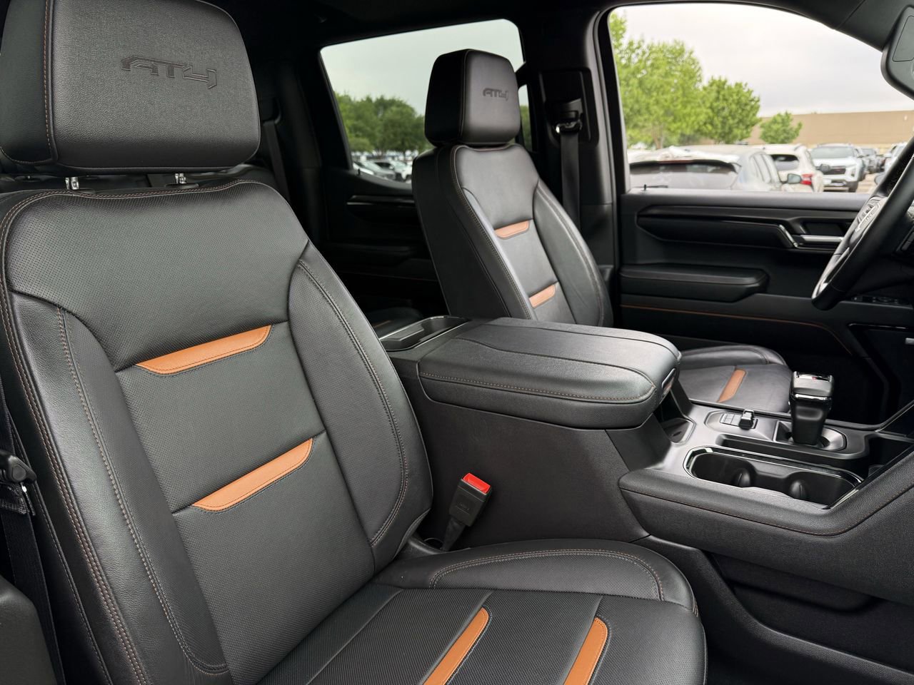 Certified 2024 GMC Sierra 1500 AT4 w/ Technology Package image 23