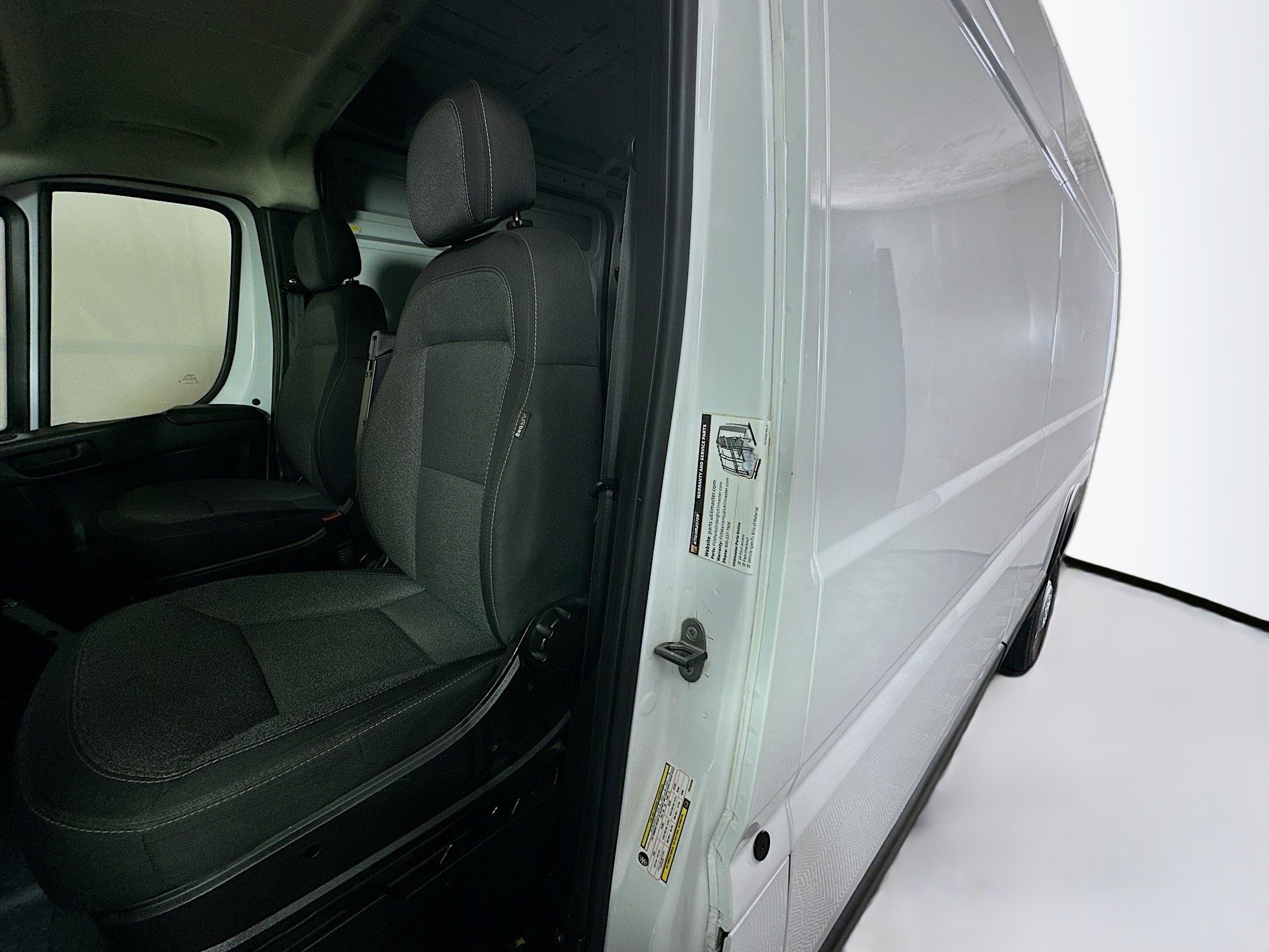 Used 2023 RAM ProMaster 2500 FWD image 12