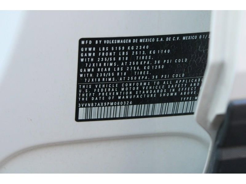 Used 2023 Volkswagen Tiguan SE FWD image 20