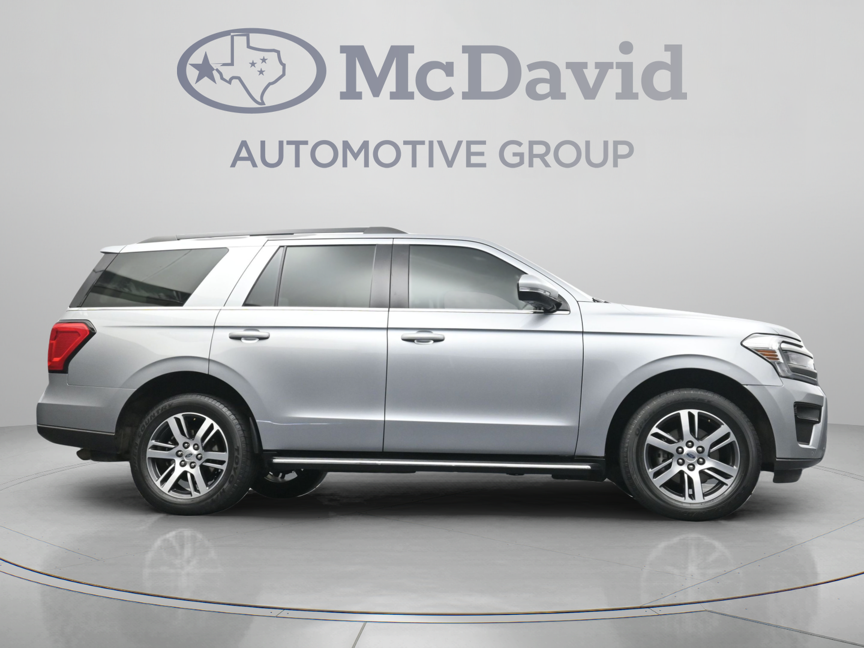 Used 2023 Ford Expedition XLT RWD image 33