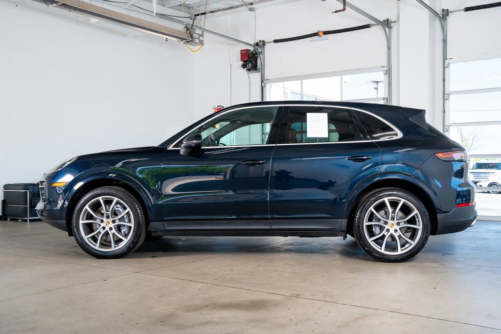 Used 2021 Porsche Cayenne AWD/4WD image 8