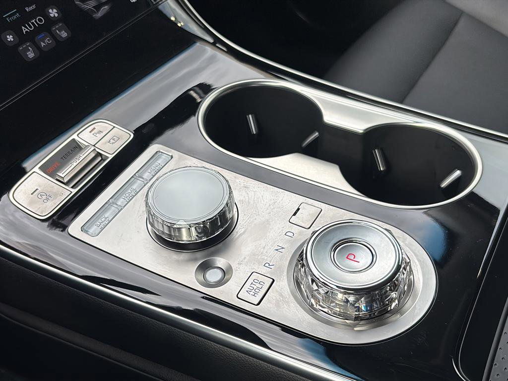 Certified 2026 Genesis GV70 2.5T image 33