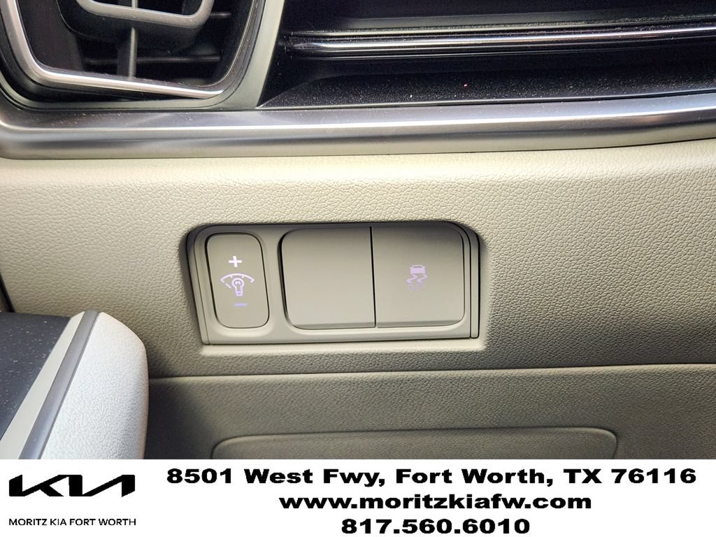 Certified 2025 Kia Sorento S AWD/4WD image 21