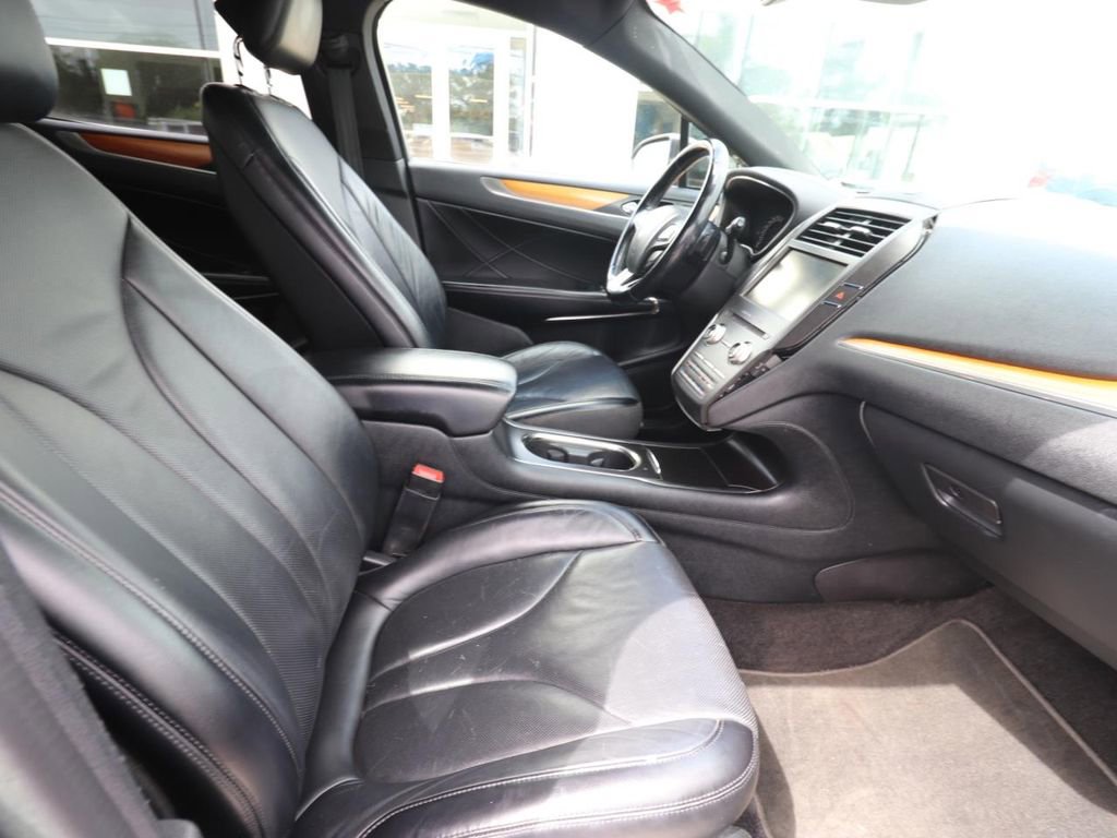 Used 2015 Lincoln MKC FWD w/ Equipment Group 102A Reserve image 13