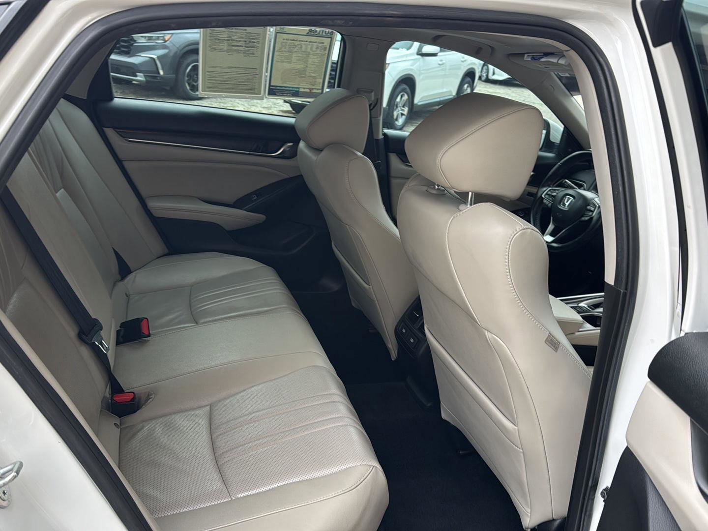 Used 2021 Honda Accord EX-L image 11