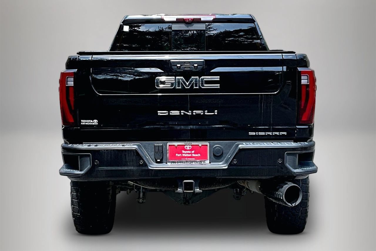 Used 2025 GMC Sierra 2500 Denali Ultimate AWD/4WD image 6