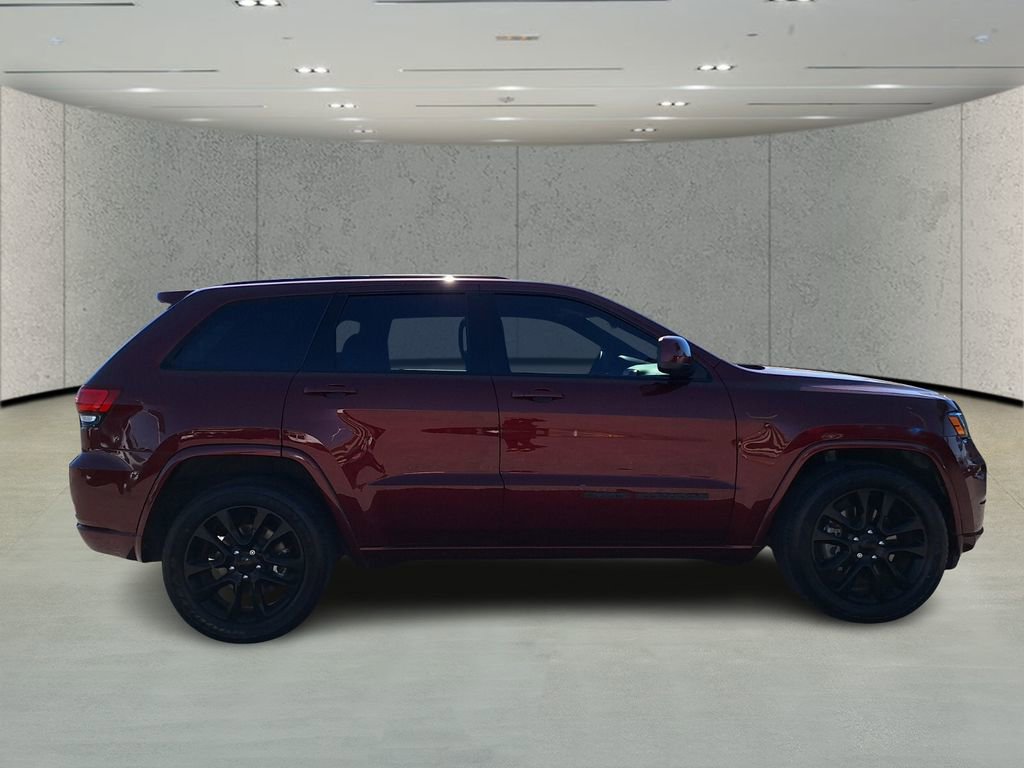 Used 2021 Jeep Grand Cherokee Laredo X image 4