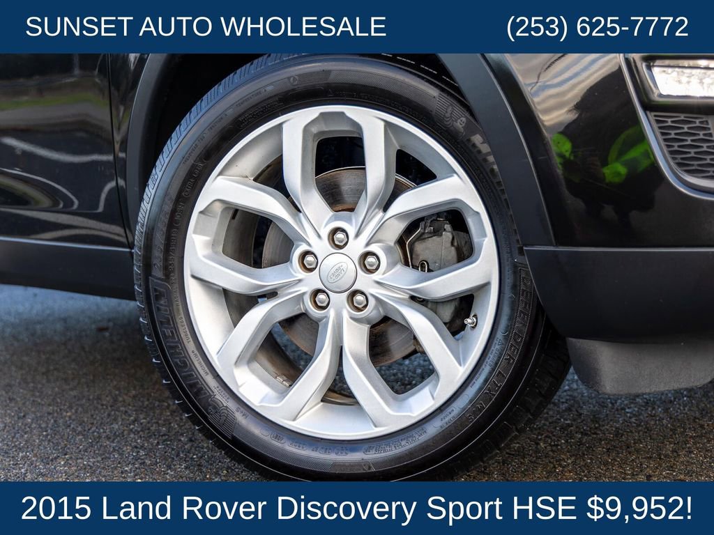 Used 2015 Land Rover Discovery Sport HSE AWD/4WD image 35