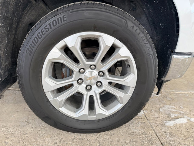 Used 2023 Chevrolet Silverado 1500 LTZ image 12