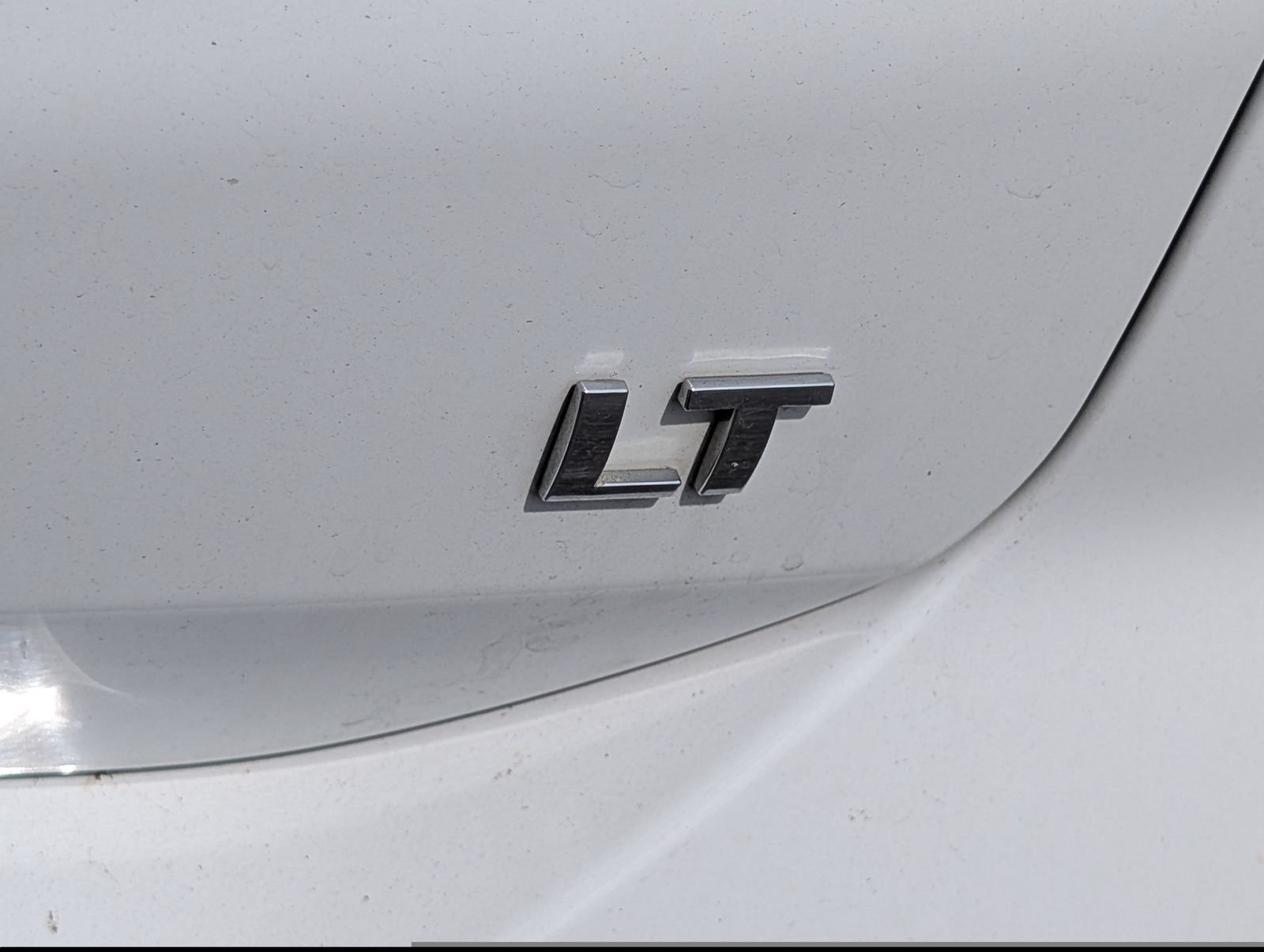 Used 2019 Chevrolet Equinox LT FWD image 6