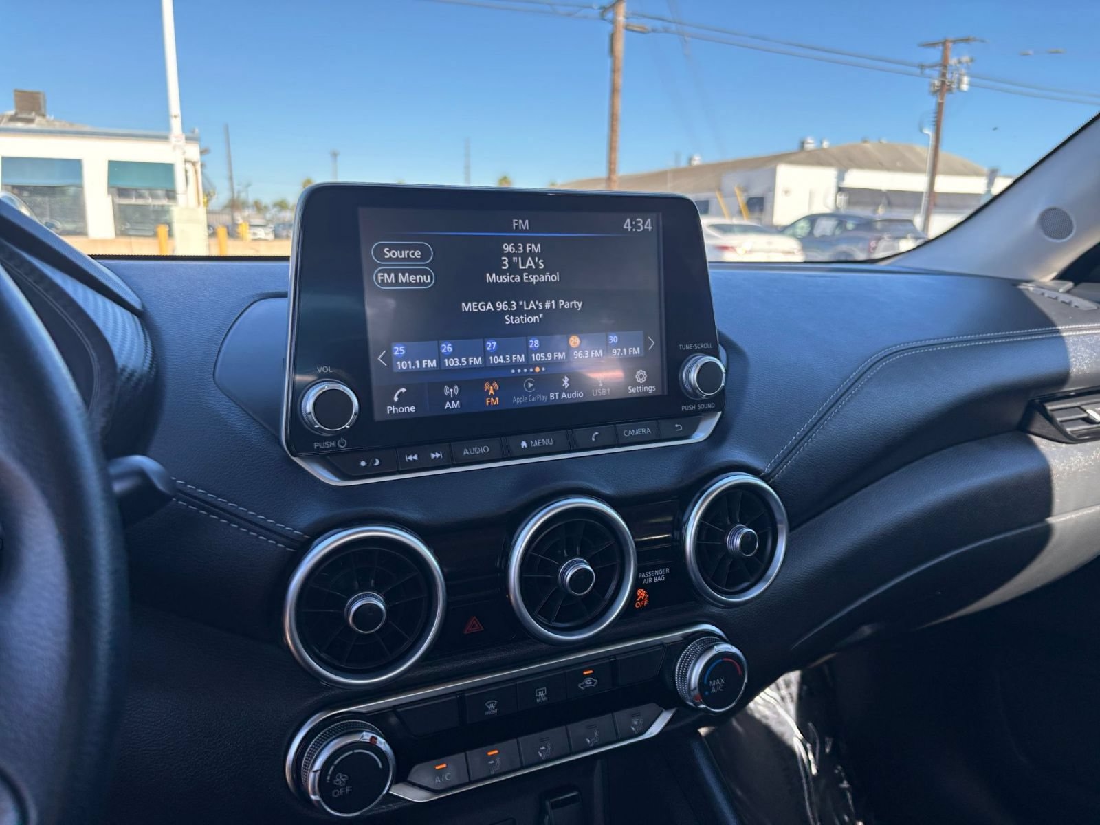 Used 2025 Nissan Sentra SV FWD image 19