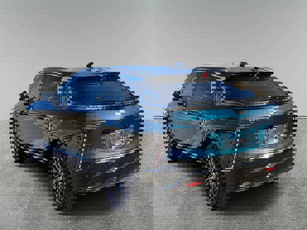 New 2026 Cadillac Lyriq Luxury image 11