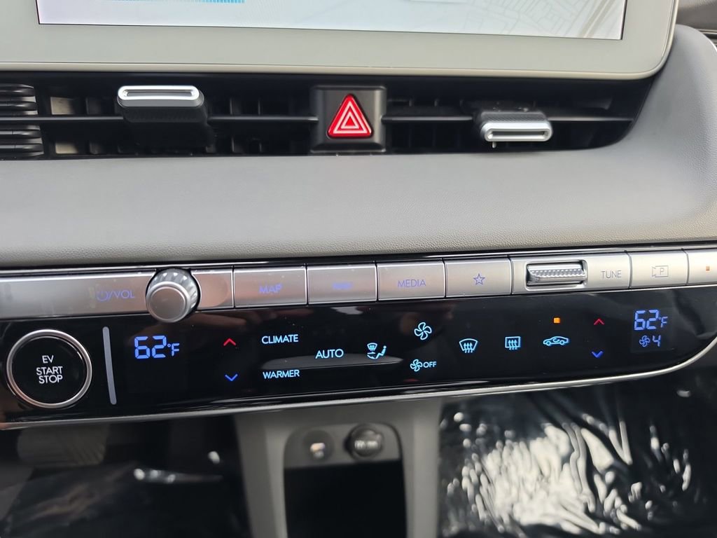 Certified 2024 Hyundai Ioniq 5 SEL RWD image 18