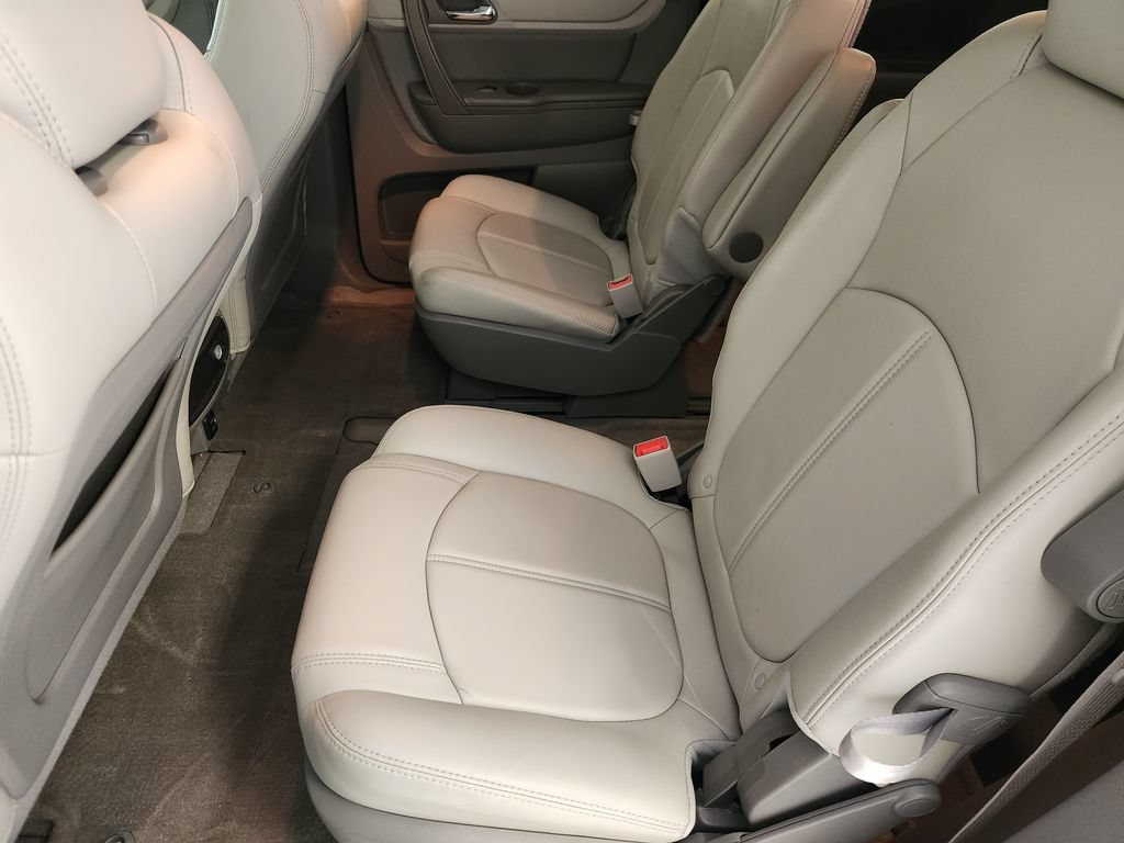 Used 2017 Chevrolet Traverse LT FWD image 27