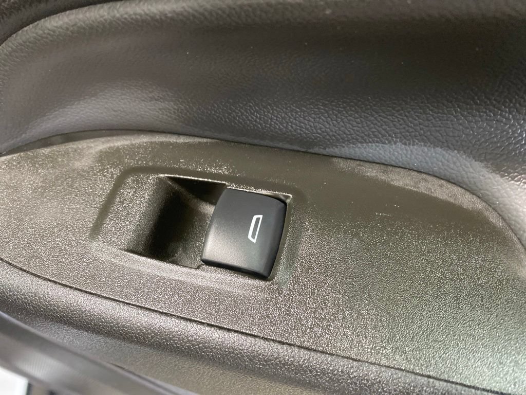 Used 2024 Chevrolet Equinox LT AWD/4WD image 29