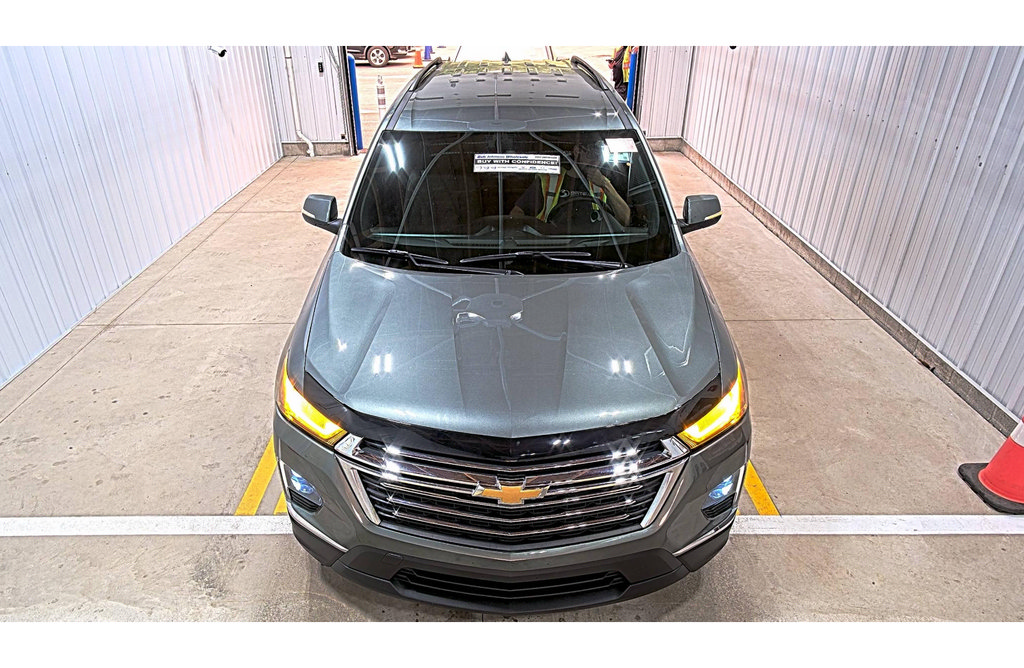 Used 2023 Chevrolet Traverse LT AWD/4WD image 2
