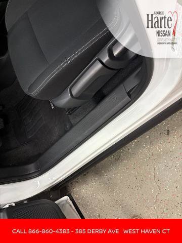 Certified 2024 Nissan Rogue S image 19