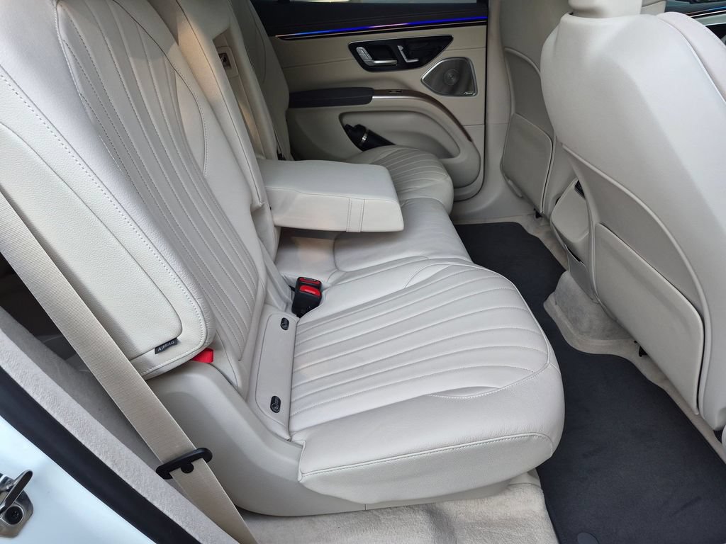 Used 2023 Mercedes-Benz EQS 450+ SUV image 27