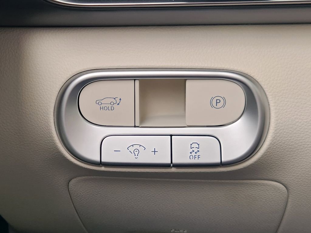 New 2026 Genesis GV60 RWD image 17