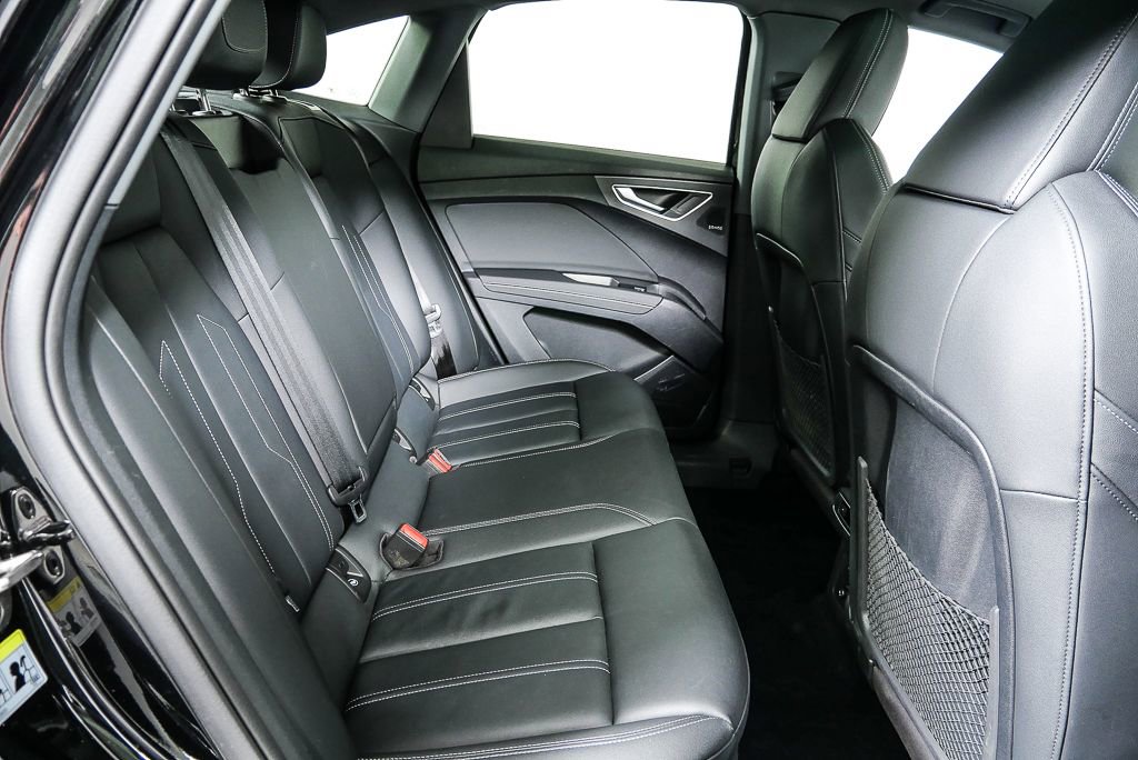 Certified 2023 Audi Q4 e-tron Prestige w/ Black Optic Package image 22