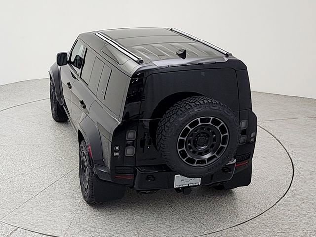 New 2026 Land Rover Defender 110 OCTA AWD/4WD image 34