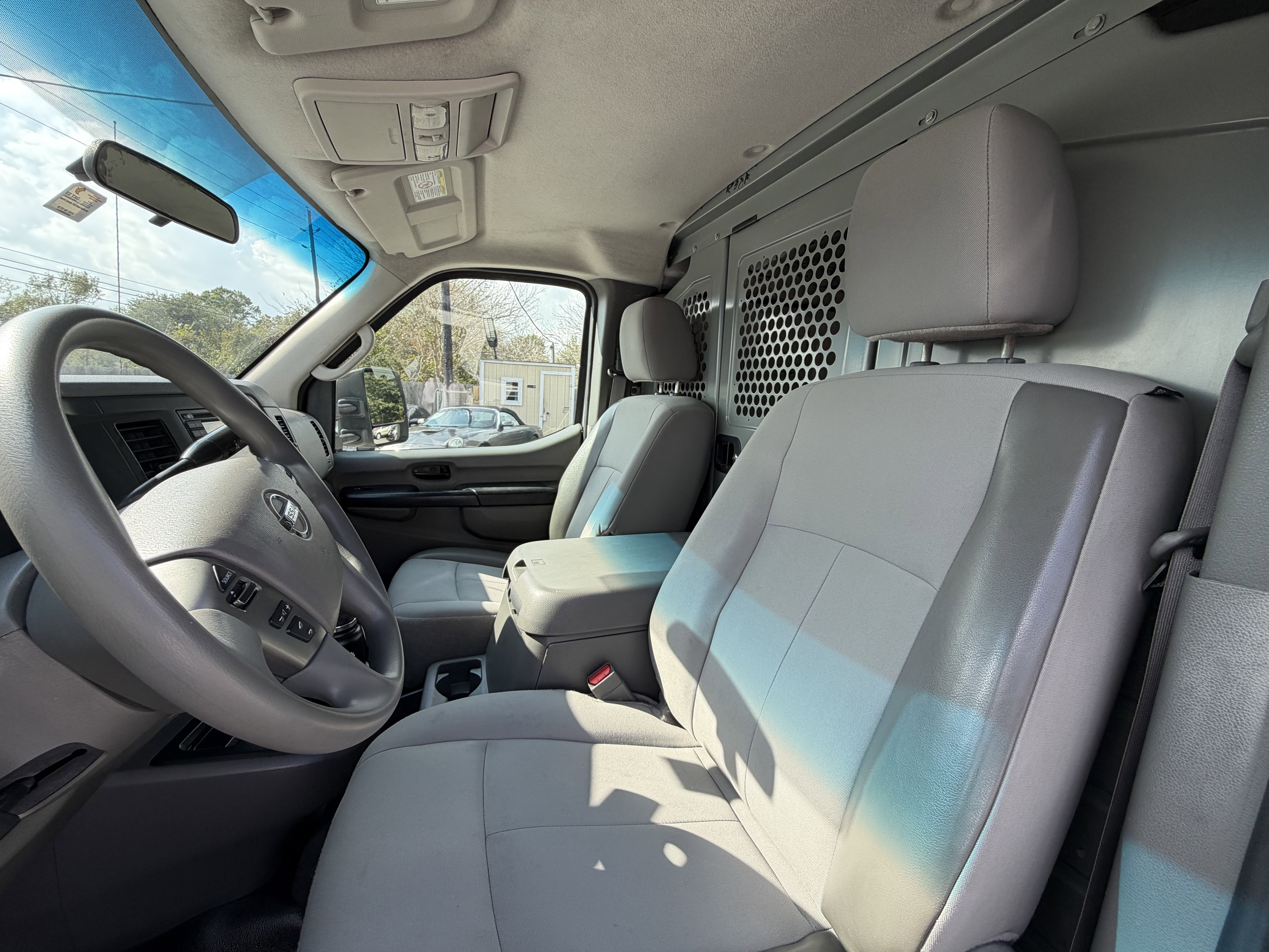 Used 2012 Nissan NV 2500 SV w/ Technology Pkg image 12