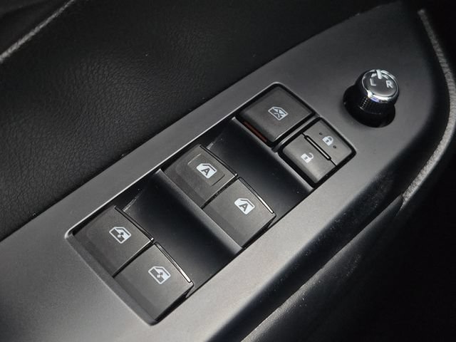 Certified 2019 Toyota Highlander SE w/ Nightshade Edition AWD/4WD image 25