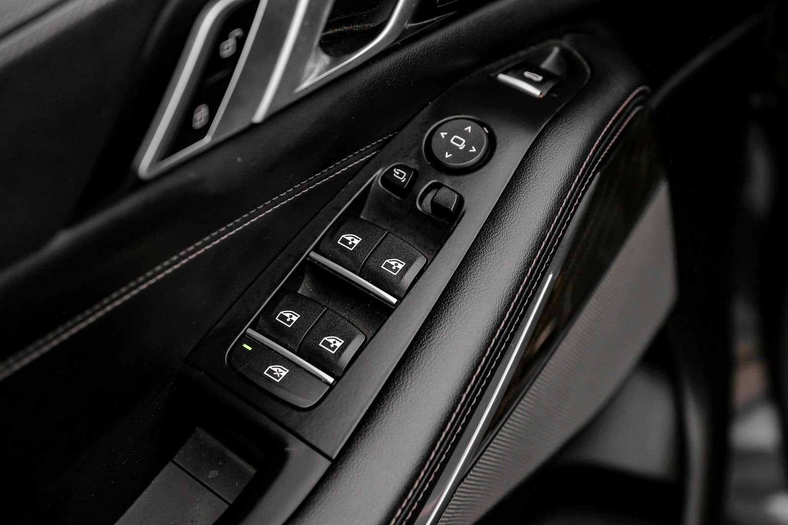 Used 2023 BMW X5 xDrive40i w/ Premium Package image 49