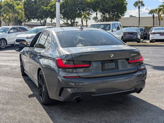 Used 2021 BMW 330i Sedan w/ M Sport Package image 5