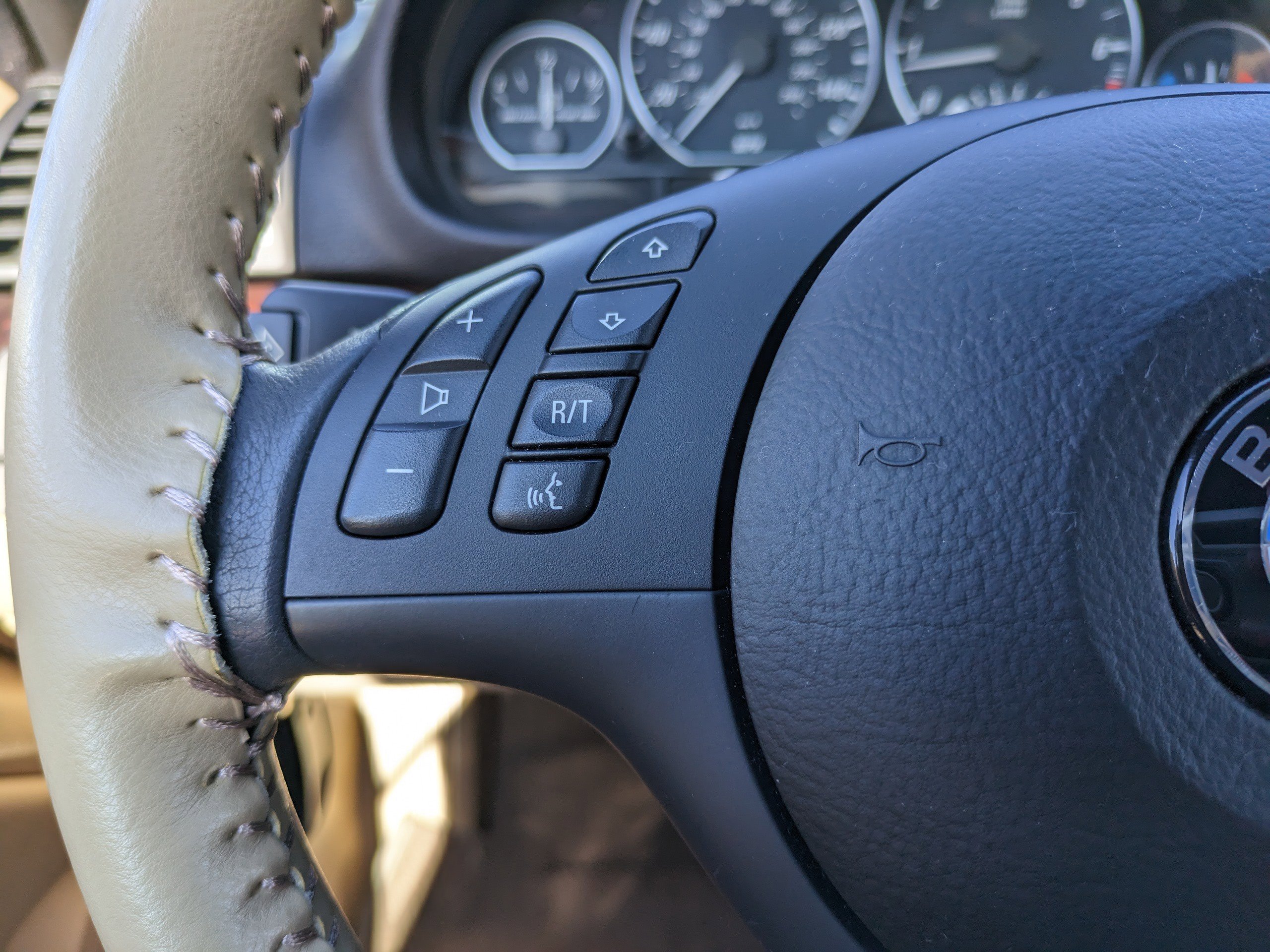 Used 2005 BMW 330Ci Convertible image 25