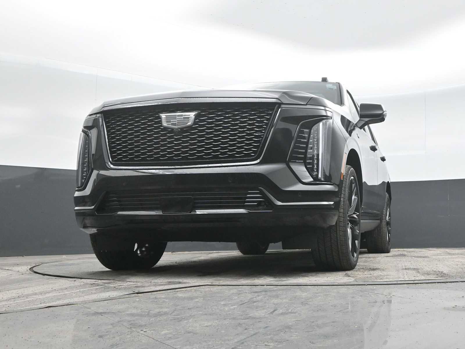 New 2026 Cadillac Escalade Platinum Sport w/ LPO, ONYX Package image 28