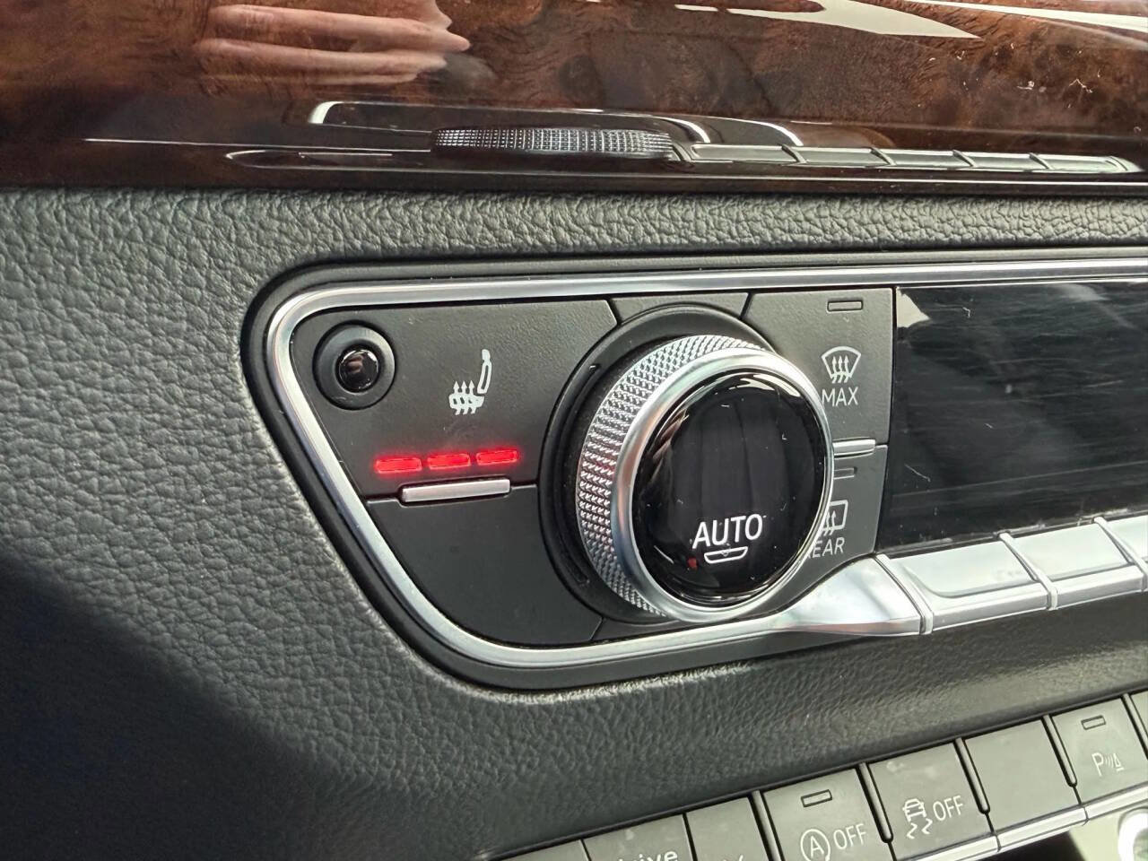 Used 2018 Audi Q5 2.0T Premium Plus w/ Premium Plus Package image 22