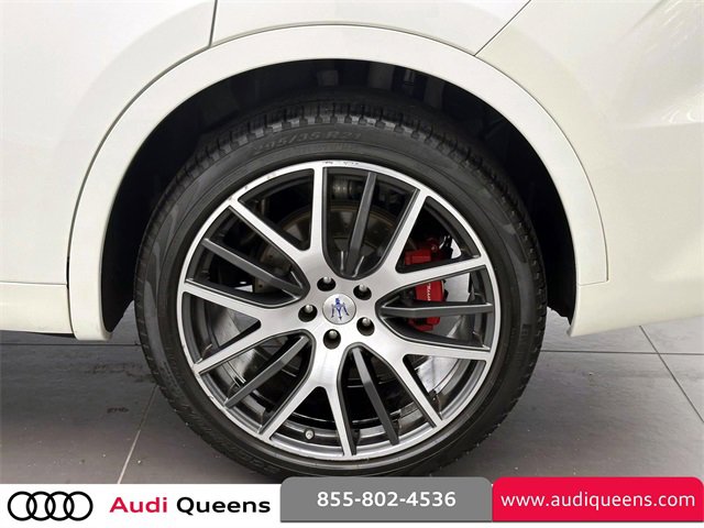 Used 2019 Maserati Levante GTS image 8