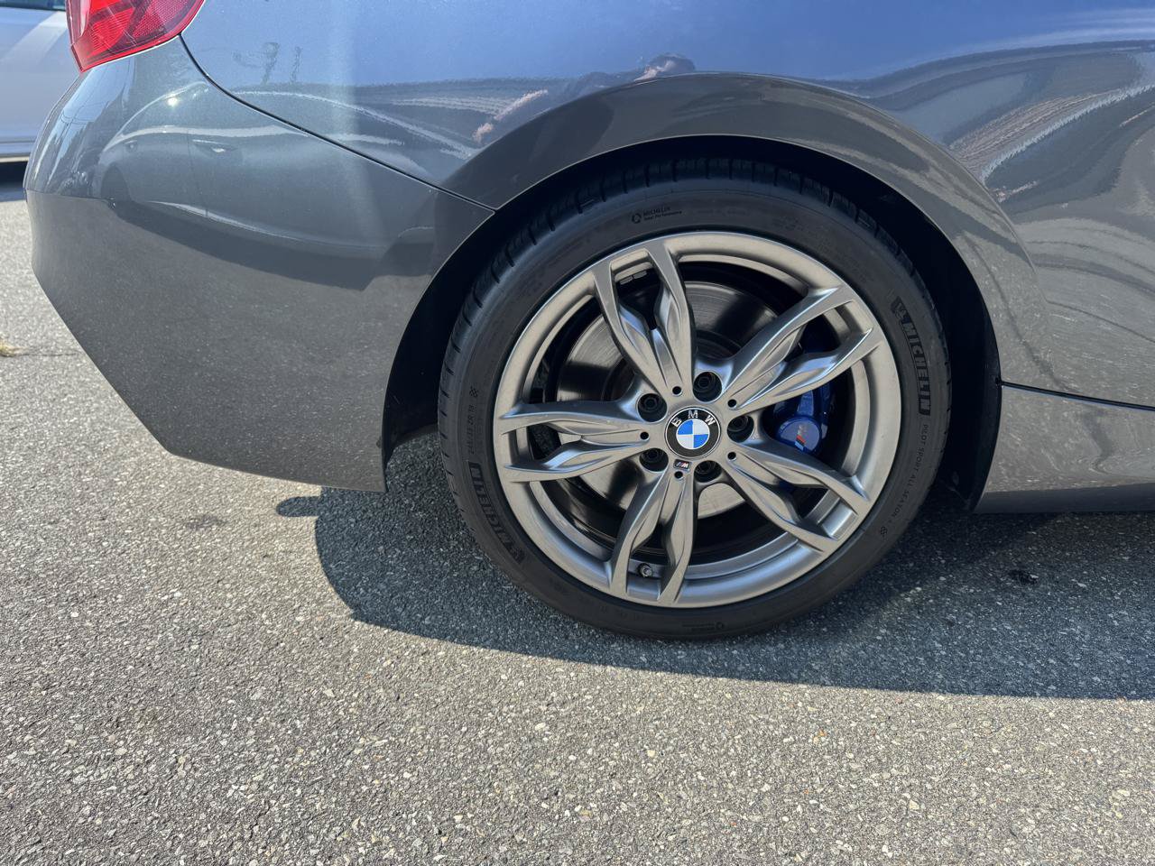 Used 2015 BMW M235i Convertible RWD image 17