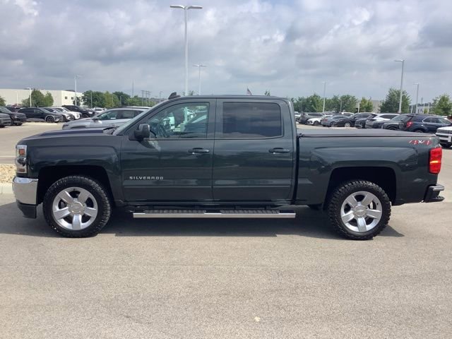 Used 2018 Chevrolet Silverado 1500 LT w/ LT Eassist Package image 8