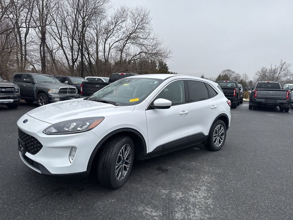Used 2022 Ford Escape SEL image 3